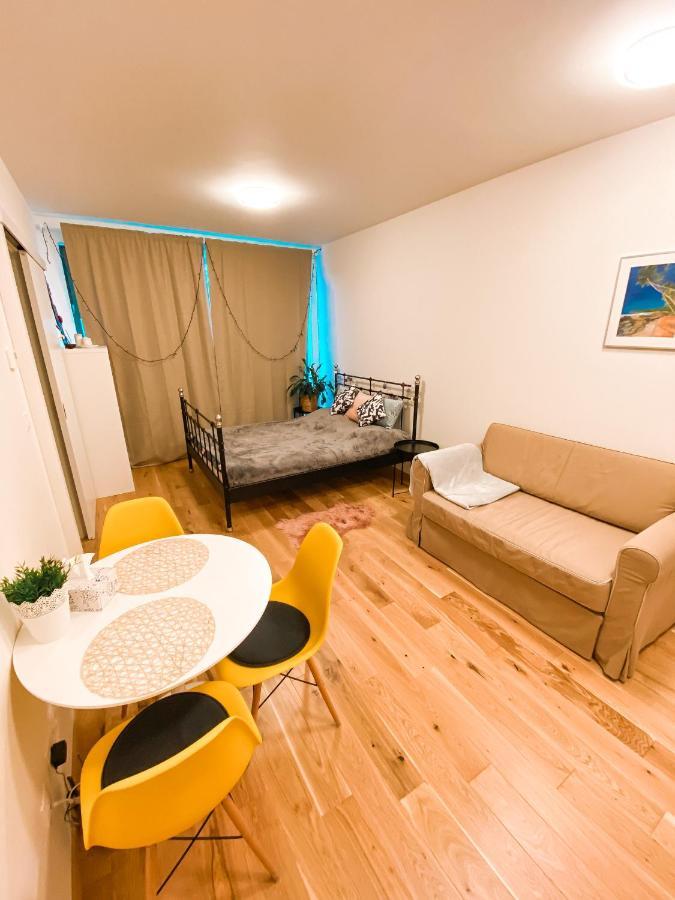 Lovely Studio Apartment, Free Parking 1,55 Hight Prag Dış mekan fotoğraf