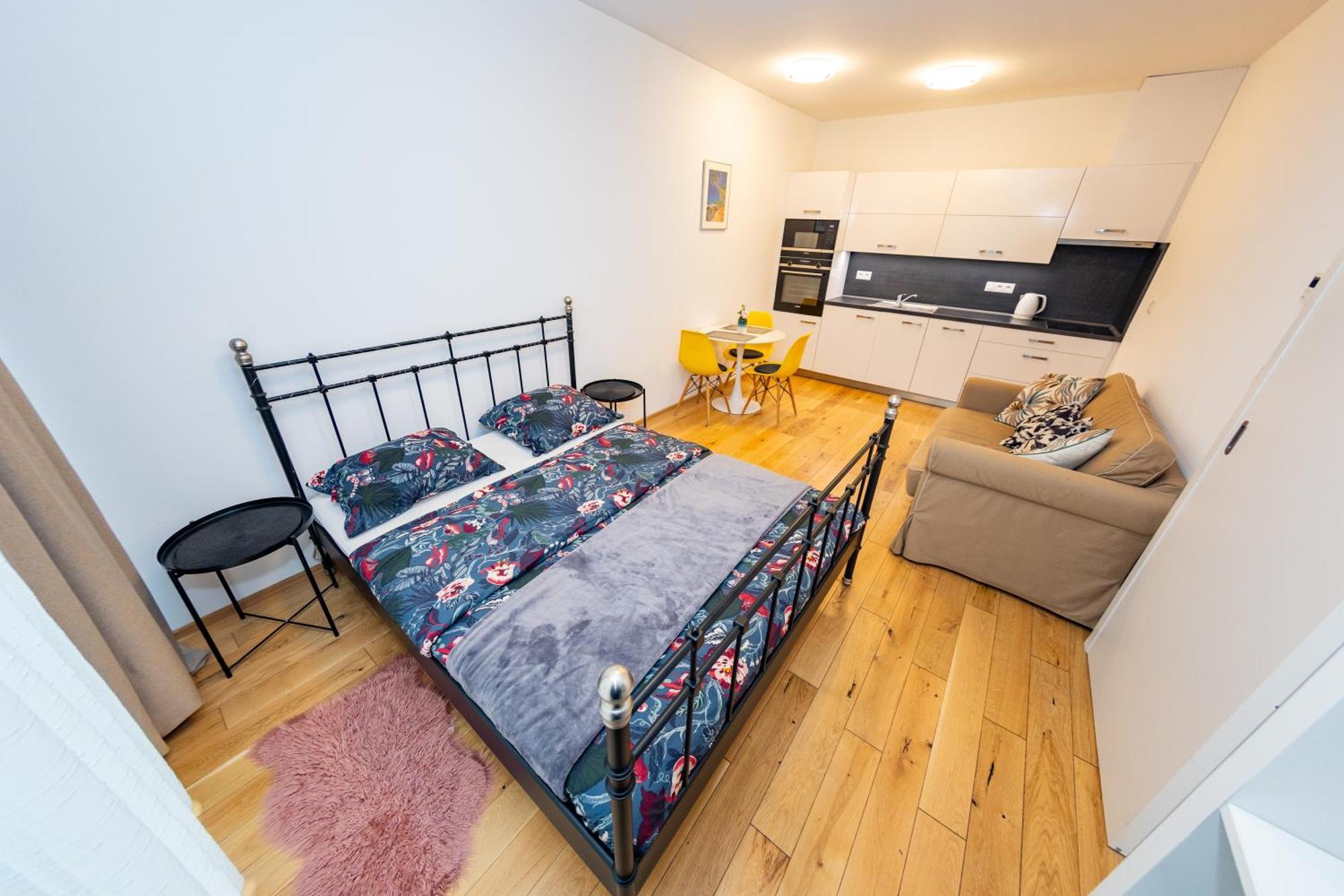 Lovely Studio Apartment, Free Parking 1,55 Hight Prag Dış mekan fotoğraf