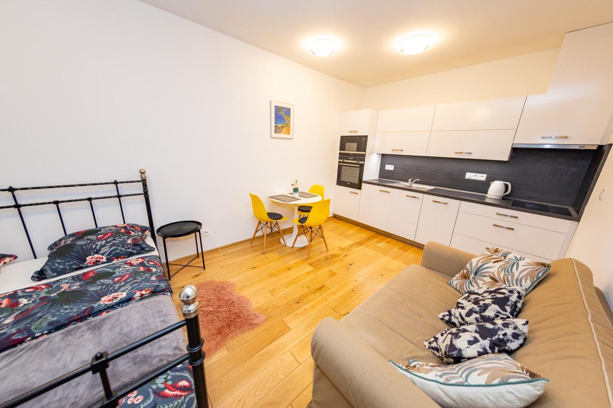 Lovely Studio Apartment, Free Parking 1,55 Hight Prag Dış mekan fotoğraf