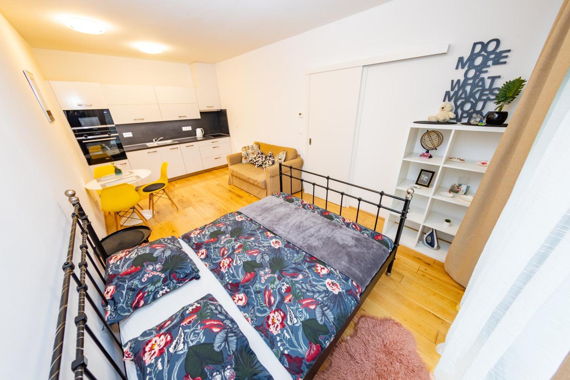 Lovely Studio Apartment, Free Parking 1,55 Hight Prag Dış mekan fotoğraf
